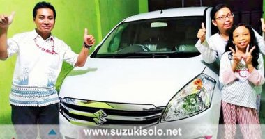Terima kasih keluarga bapak Rahmat yang telah membeli mobil baru Suzuki New Ertiga tipe GX MT bersama Simblo - Team Bambang Pram, Dealer Suzuki Solo Indonesia Utama
